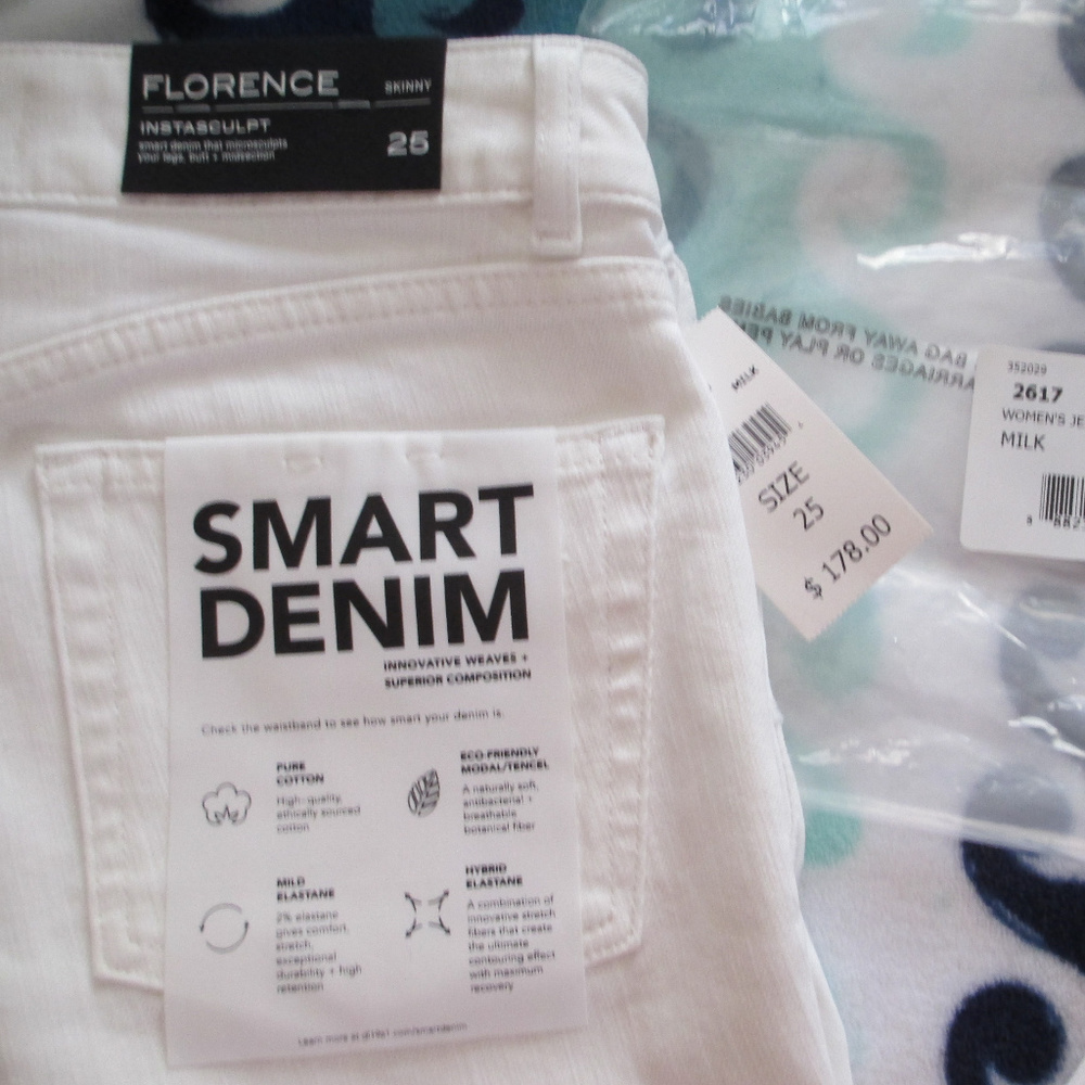 NWT DL1961 Florence Instasculpt White Denim